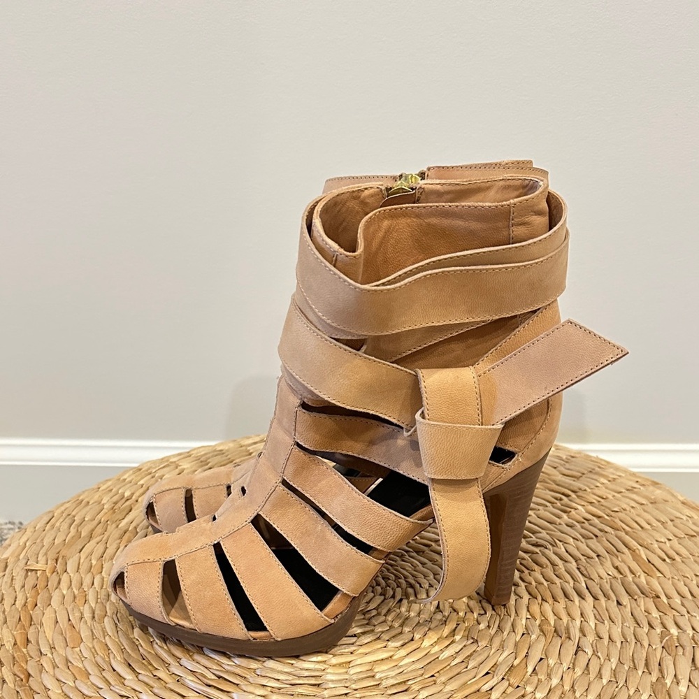 Tuleste Market Soft Tan Genuine Leather Platform Gladiator Caged Bootie Size 8